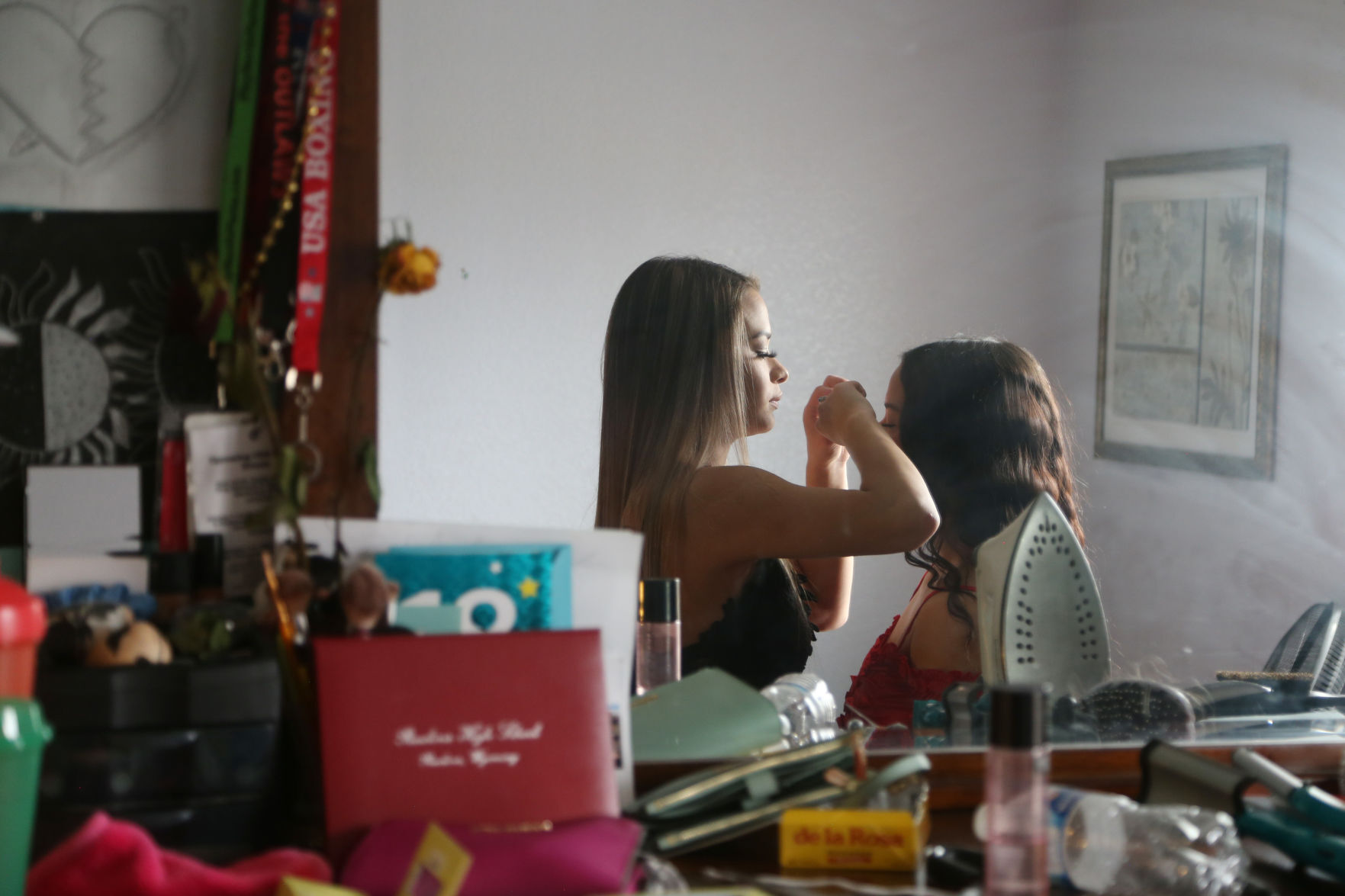Boxing Sisters